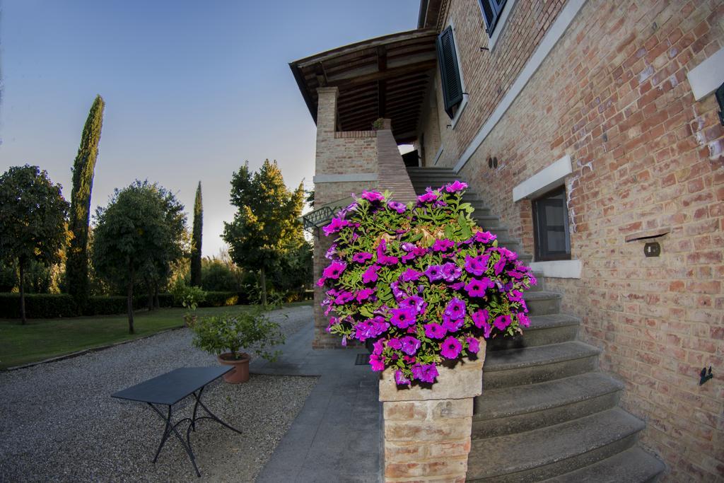 Agriturismo Sant'Alfredo Monteroni dʼArbia Extérieur photo